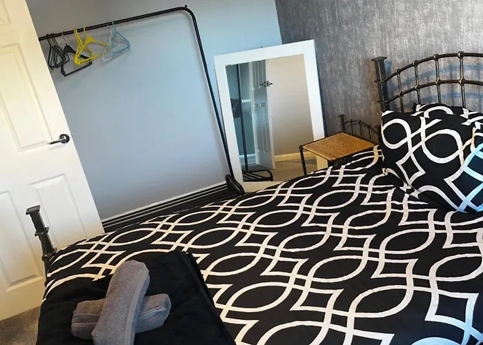 Comfy Darlington Home